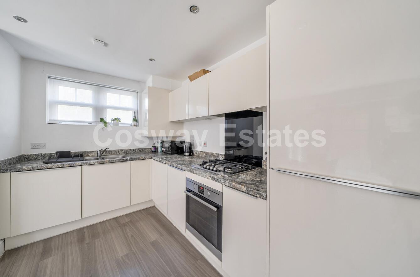 Rosebery Place, Mill Hill, NW7, London